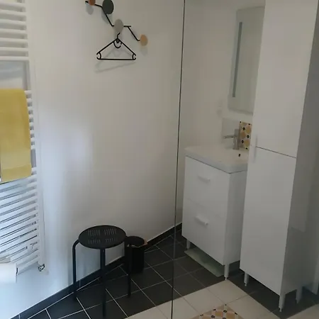 Ostau La Lutz Oda ve Kahvaltı 3*